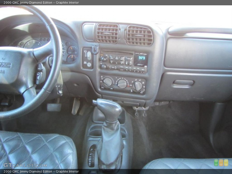 Graphite Interior Dashboard for the 2000 GMC Jimmy Diamond Edition #38078027