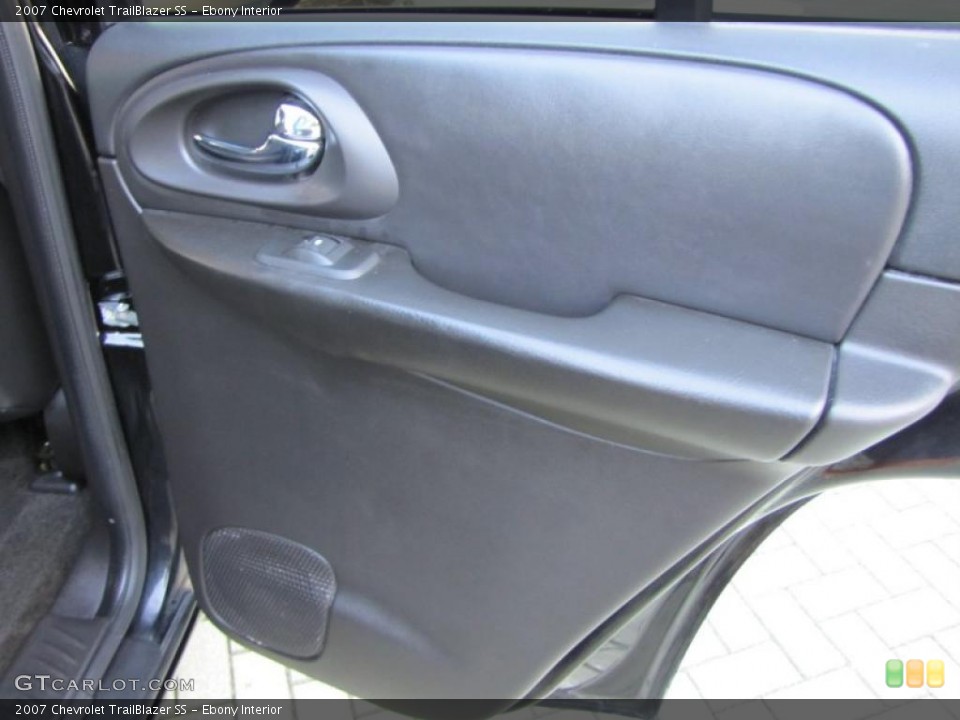 Ebony Interior Photo for the 2007 Chevrolet TrailBlazer SS #38080383
