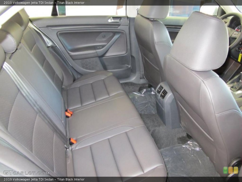 Titan Black Interior Photo for the 2010 Volkswagen Jetta TDI Sedan #38087935