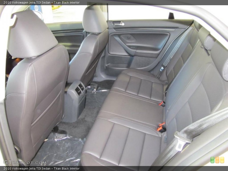 Titan Black Interior Photo for the 2010 Volkswagen Jetta TDI Sedan #38087983