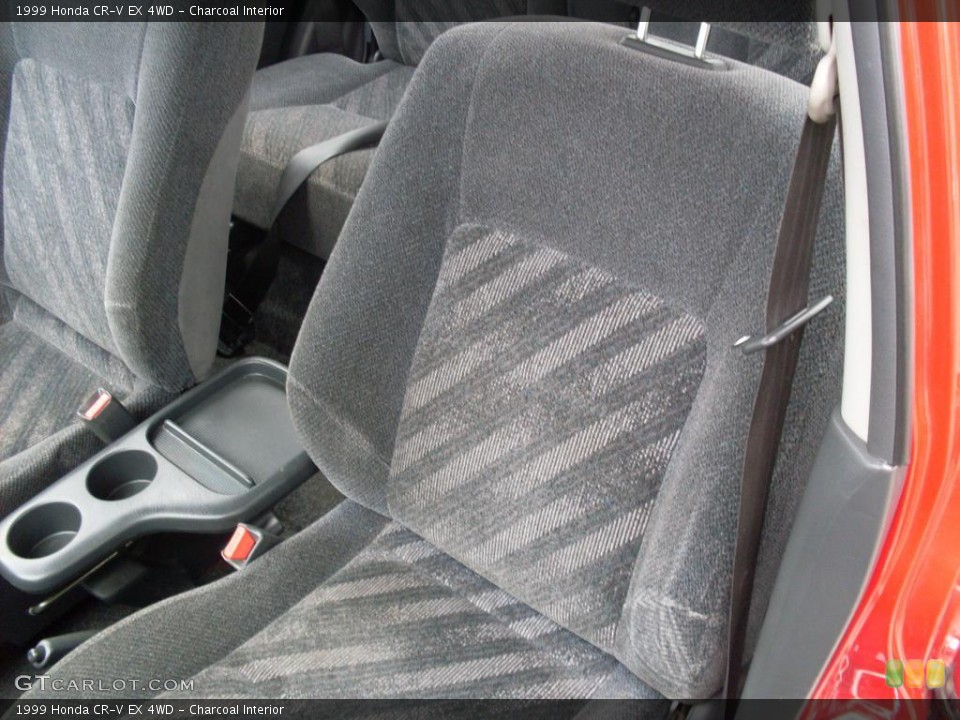 Charcoal Interior Photo for the 1999 Honda CR-V EX 4WD #38089039