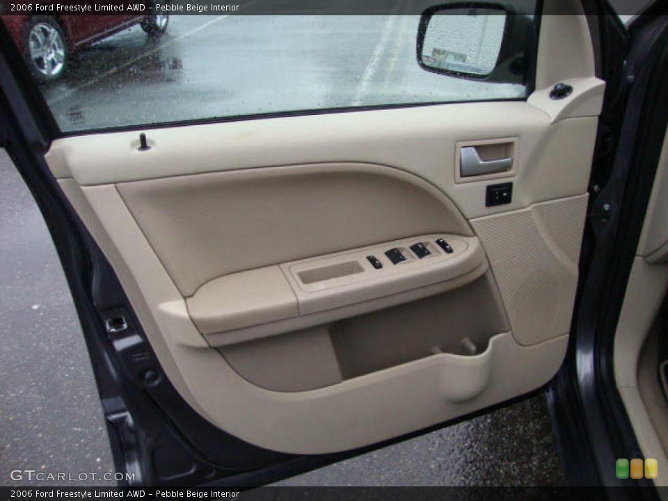 Pebble Beige Interior Photo for the 2006 Ford Freestyle Limited AWD #38089823