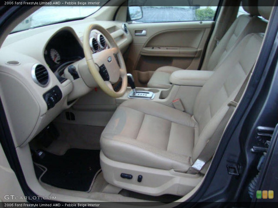 Pebble Beige Interior Photo for the 2006 Ford Freestyle Limited AWD #38089899