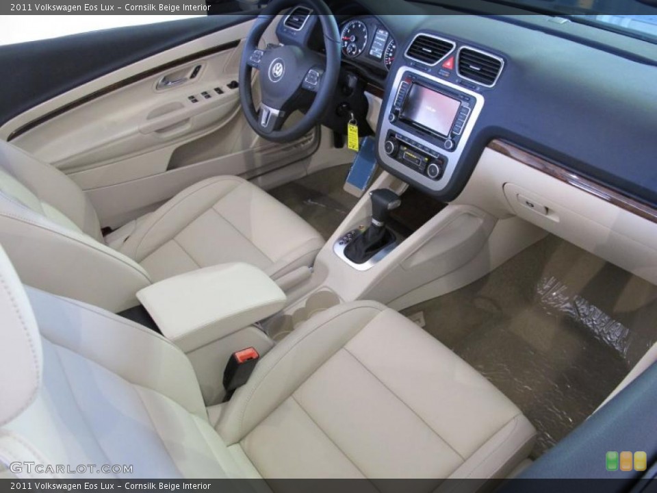 Cornsilk Beige Interior Photo for the 2011 Volkswagen Eos Lux #38089975