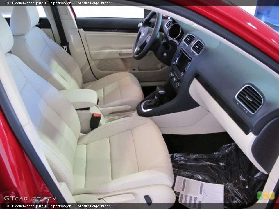 Cornsilk Beige Interior Photo for the 2011 Volkswagen Jetta TDI SportWagen #38090247