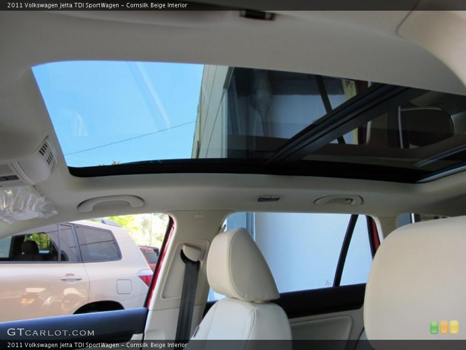 Cornsilk Beige Interior Photo for the 2011 Volkswagen Jetta TDI SportWagen #38090407