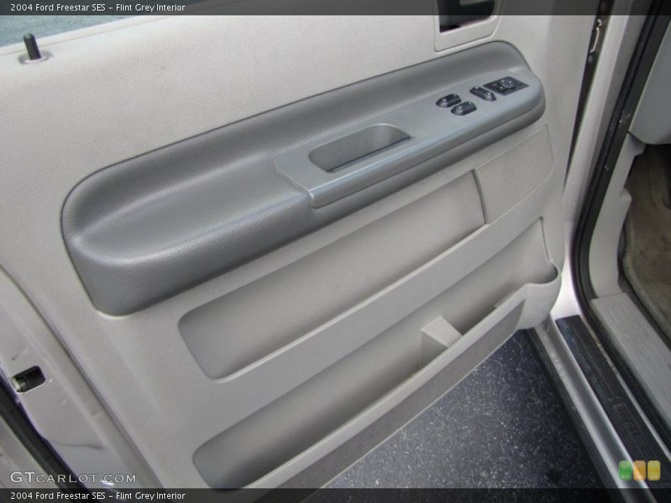 Flint Grey Interior Photo for the 2004 Ford Freestar SES #38090839