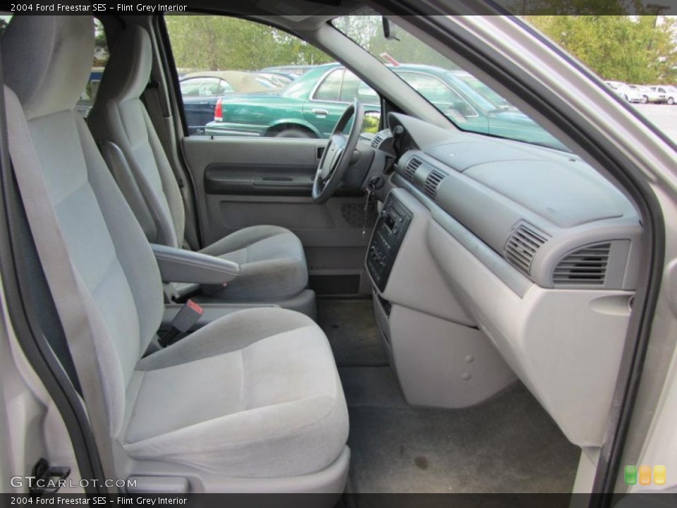 Flint Grey Interior Photo for the 2004 Ford Freestar SES #38090879