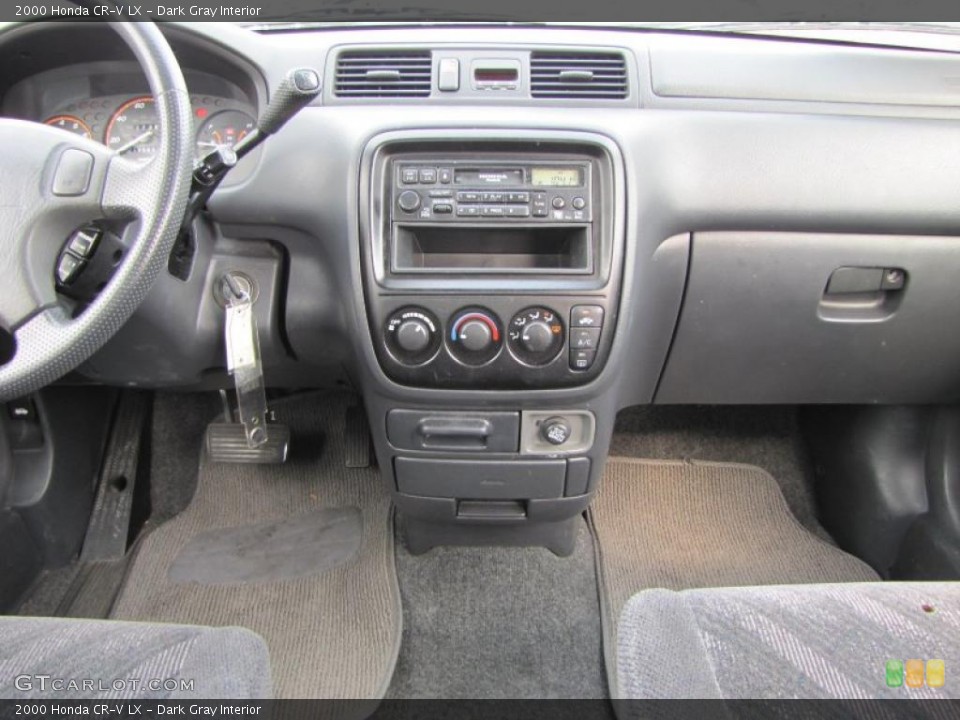 Dark Gray Interior Dashboard for the 2000 Honda CR-V LX #38091591