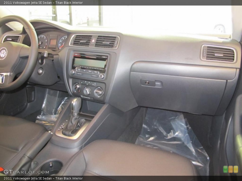 Titan Black Interior Dashboard for the 2011 Volkswagen Jetta SE Sedan #38092323