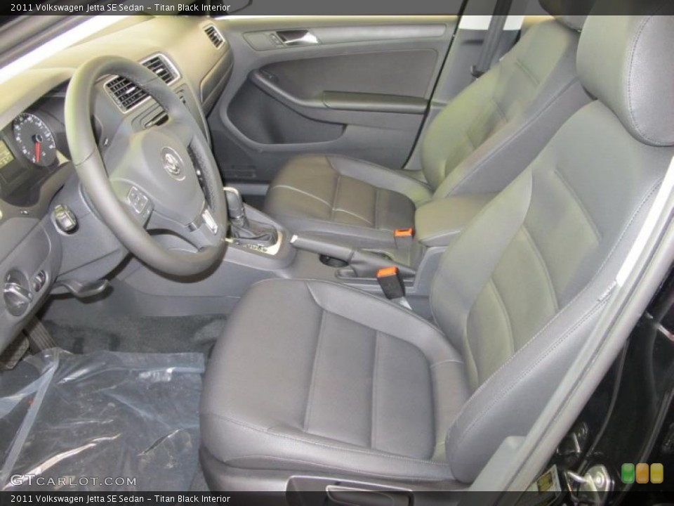 Titan Black Interior Photo for the 2011 Volkswagen Jetta SE Sedan #38092719