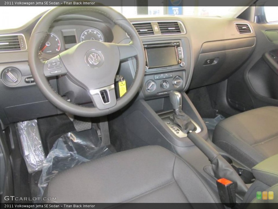 Titan Black Interior Photo for the 2011 Volkswagen Jetta SE Sedan #38093579