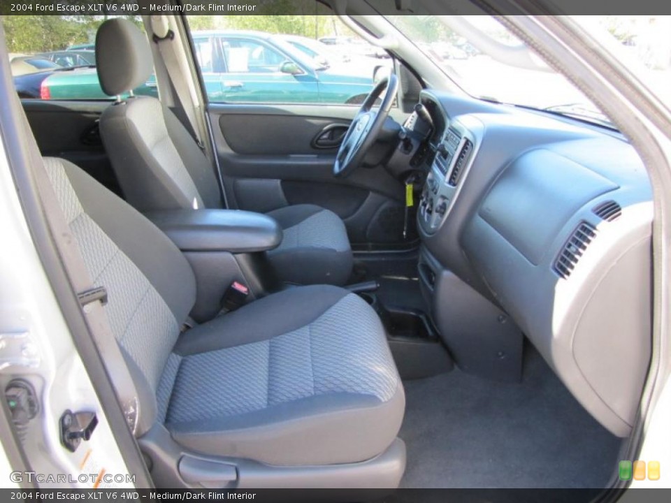 Medium/Dark Flint Interior Photo for the 2004 Ford Escape XLT V6 4WD #38098311