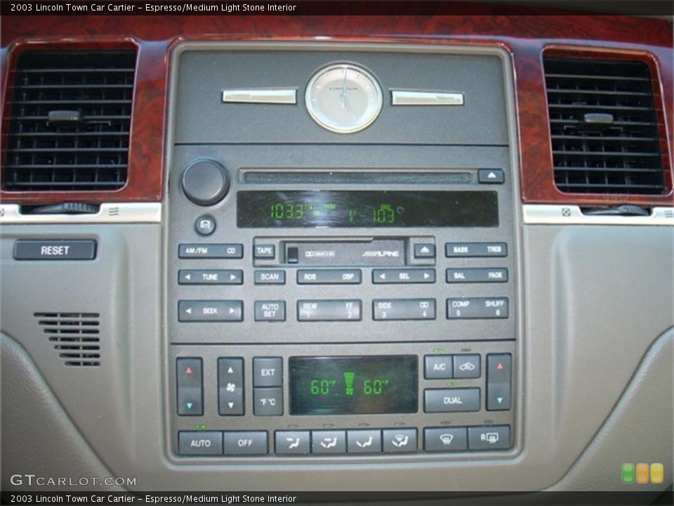 Espresso/Medium Light Stone Interior Controls for the 2003 Lincoln Town Car Cartier #38103223