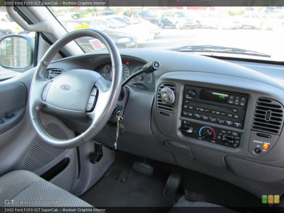 Medium Graphite Interior Dashboard for the 2002 Ford F150 XLT SuperCab #38108455