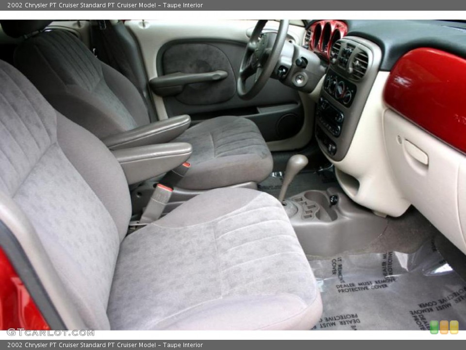 Taupe Interior Photo for the 2002 Chrysler PT Cruiser  #38110086