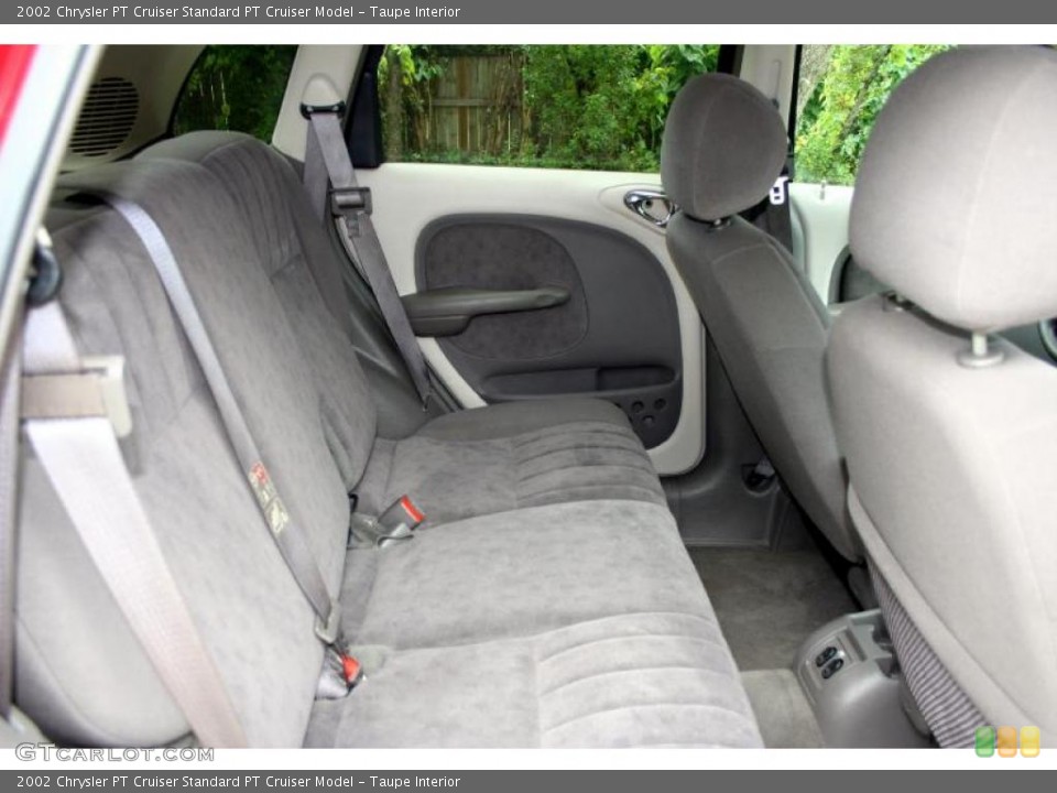 Taupe Interior Photo for the 2002 Chrysler PT Cruiser  #38110179