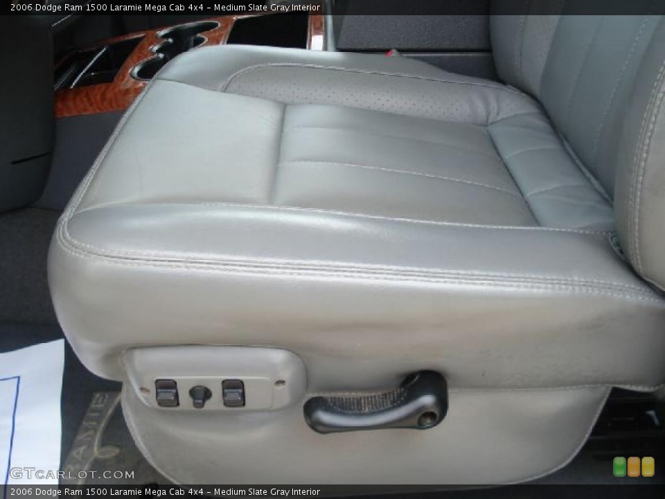 Medium Slate Gray Interior Photo for the 2006 Dodge Ram 1500 Laramie Mega Cab 4x4 #38110651