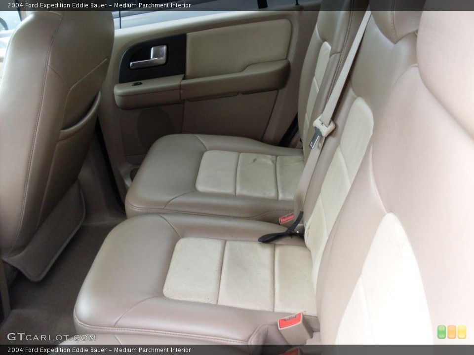 Medium Parchment Interior Photo for the 2004 Ford Expedition Eddie Bauer #38112931