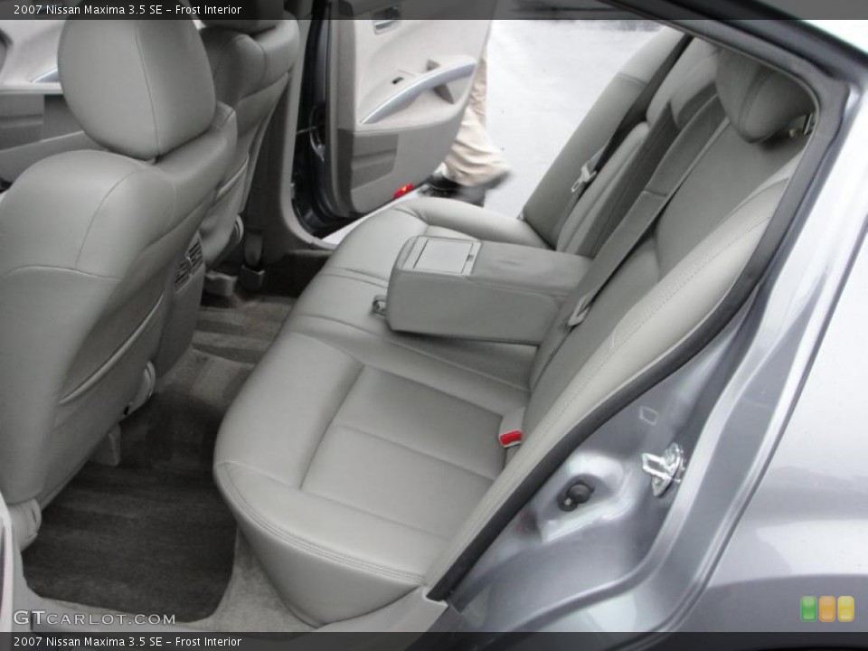 Frost Interior Photo for the 2007 Nissan Maxima 3.5 SE #38113887