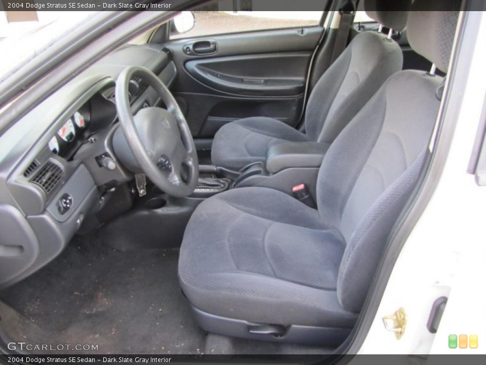 Dark Slate Gray Interior Photo for the 2004 Dodge Stratus SE Sedan #38117339