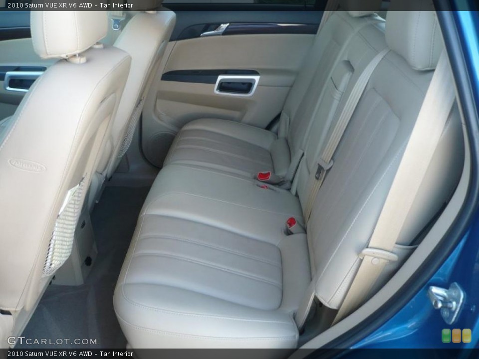 Tan Interior Photo for the 2010 Saturn VUE XR V6 AWD #38117711