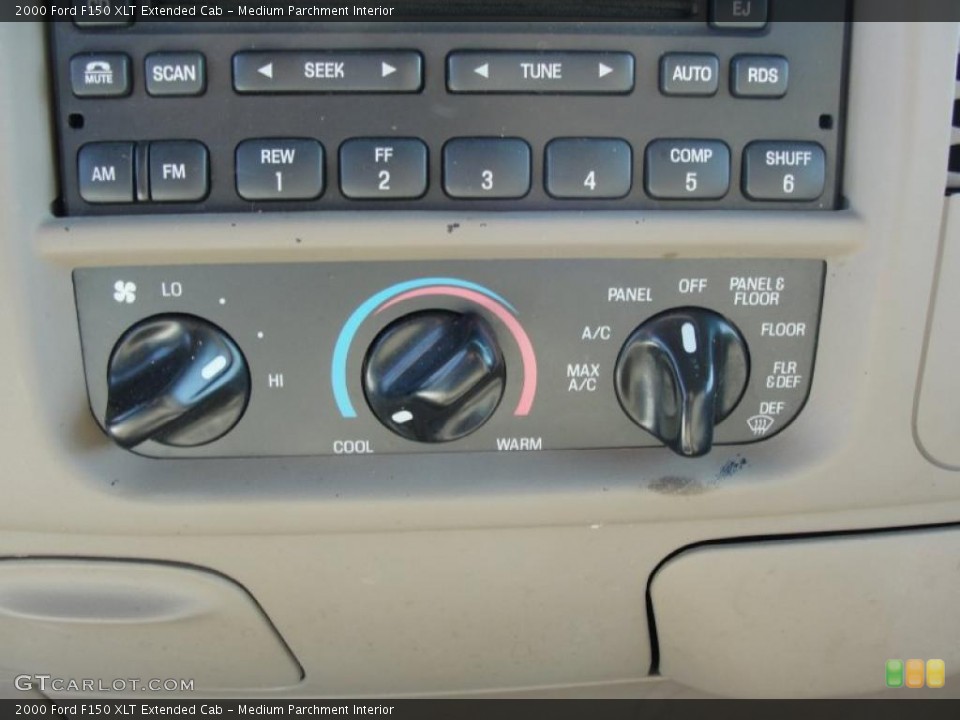 Medium Parchment Interior Controls for the 2000 Ford F150 XLT Extended Cab #38122723