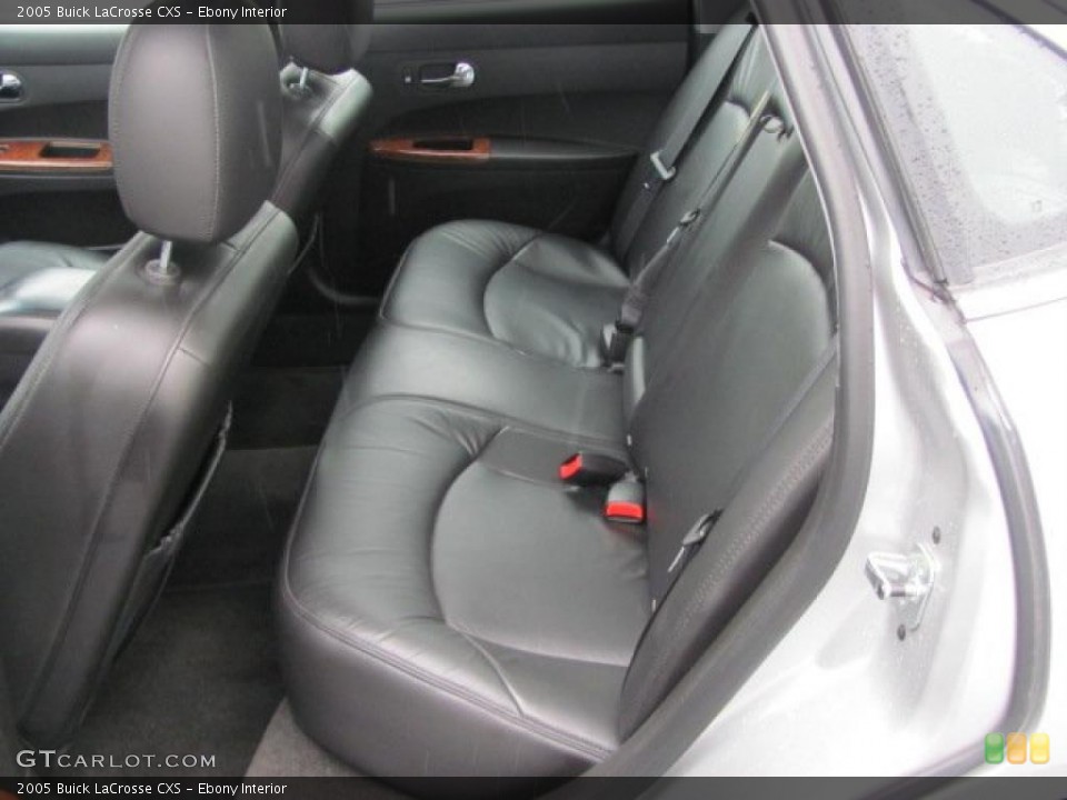 Ebony Interior Photo for the 2005 Buick LaCrosse CXS #38122995