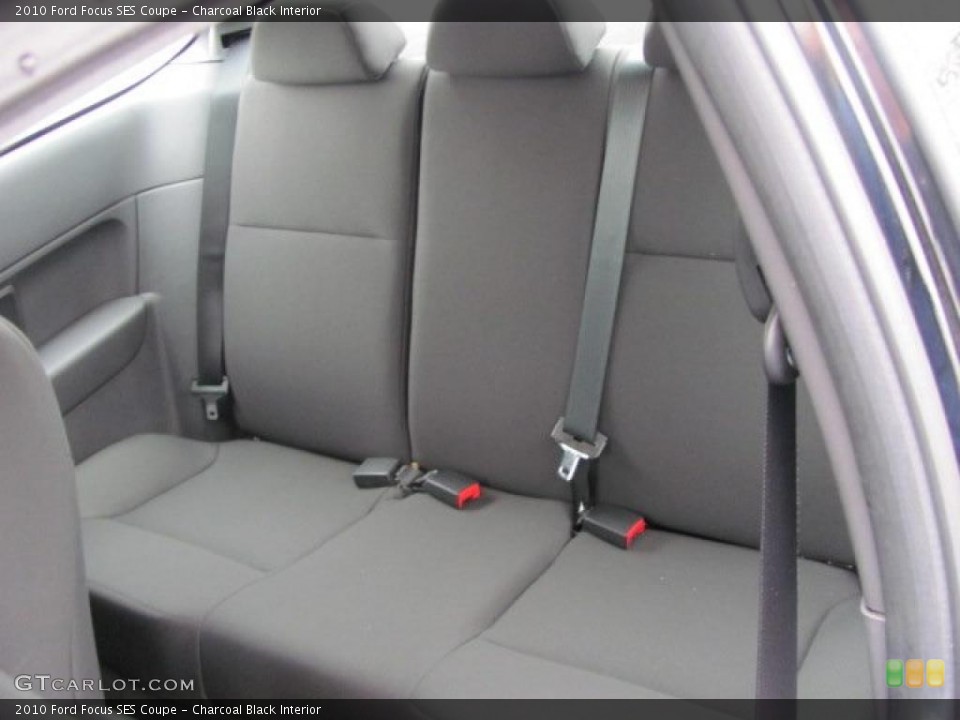 Charcoal Black Interior Photo for the 2010 Ford Focus SES Coupe #38126146