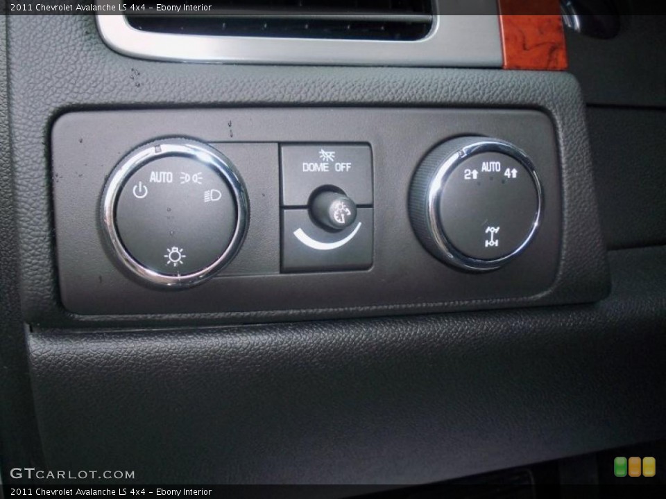 Ebony Interior Controls for the 2011 Chevrolet Avalanche LS 4x4 #38128258