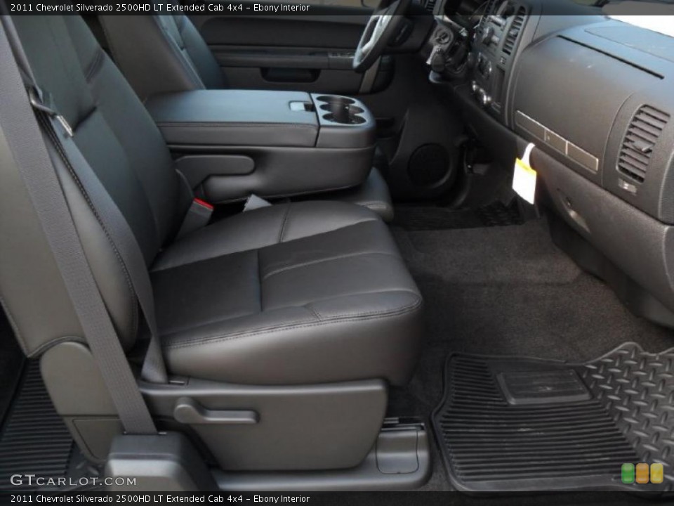 Ebony Interior Photo for the 2011 Chevrolet Silverado 2500HD LT Extended Cab 4x4 #38133790