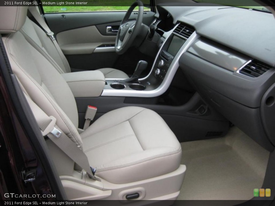 Medium Light Stone Interior Photo for the 2011 Ford Edge SEL #38136195