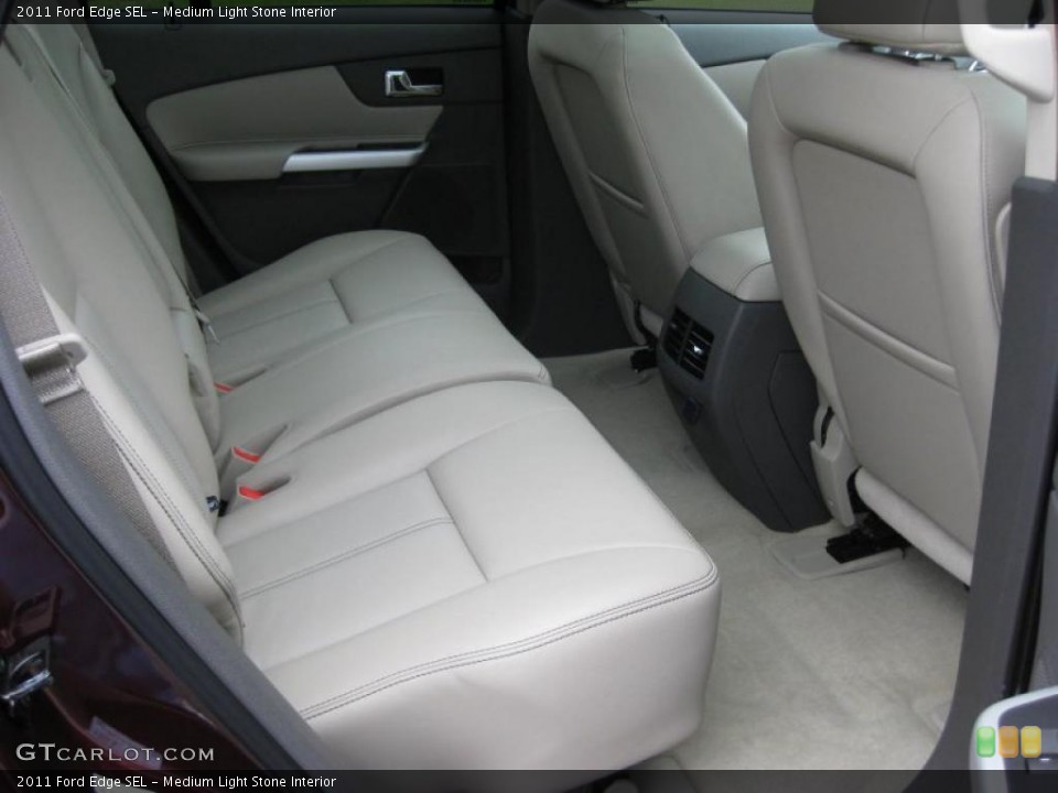 Medium Light Stone Interior Photo for the 2011 Ford Edge SEL #38136234