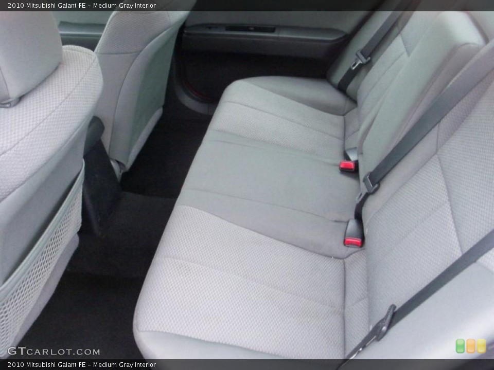 Medium Gray Interior Photo for the 2010 Mitsubishi Galant FE #38138050