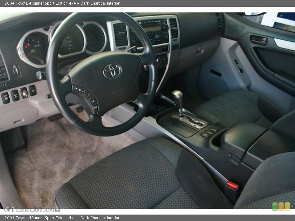 Dark Charcoal Interior Photo for the 2004 Toyota 4Runner Sport Edition 4x4 #38140383