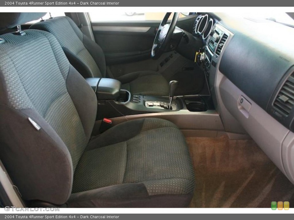 Dark Charcoal Interior Photo for the 2004 Toyota 4Runner Sport Edition 4x4 #38140550