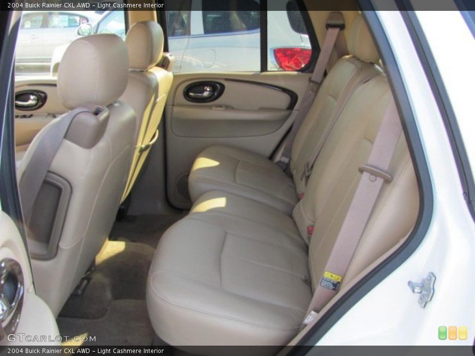 Light Cashmere Interior Photo for the 2004 Buick Rainier CXL AWD #38146539