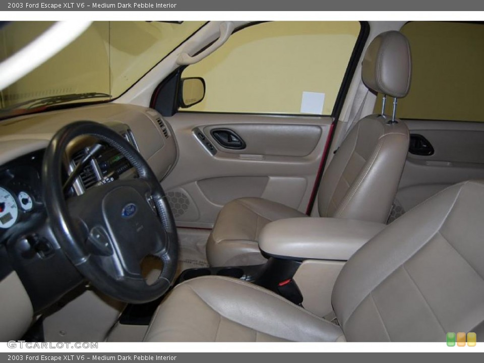Medium Dark Pebble Interior Photo for the 2003 Ford Escape XLT V6 #38150788