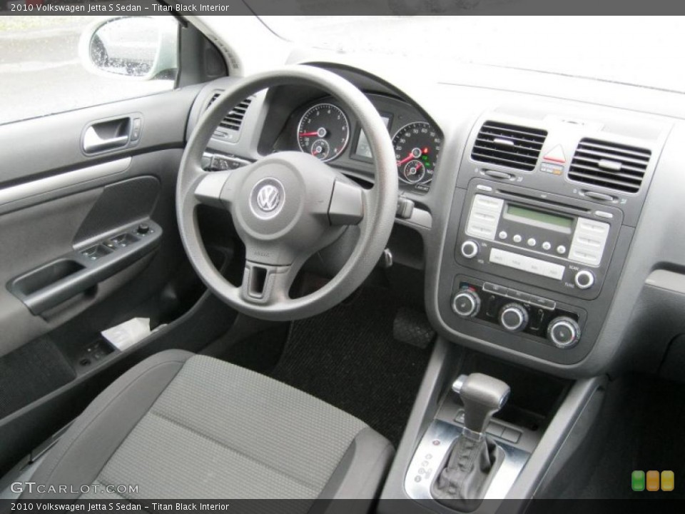 Titan Black Interior Photo for the 2010 Volkswagen Jetta S Sedan #38151104