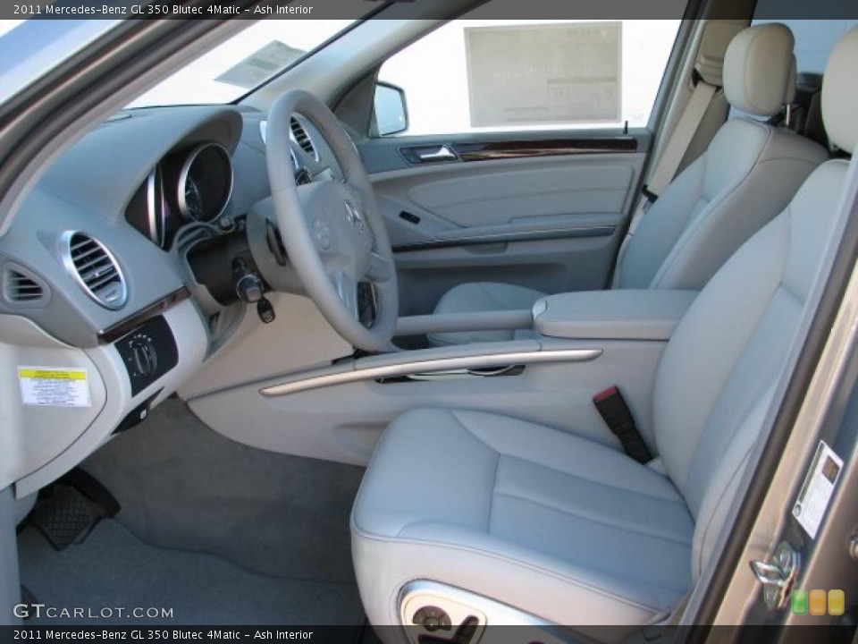 Ash Interior Photo for the 2011 Mercedes-Benz GL 350 Blutec 4Matic #38158041