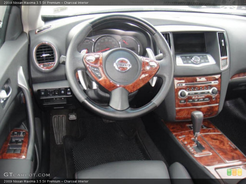 Charcoal Interior Photo for the 2009 Nissan Maxima 3.5 SV Premium #38164290