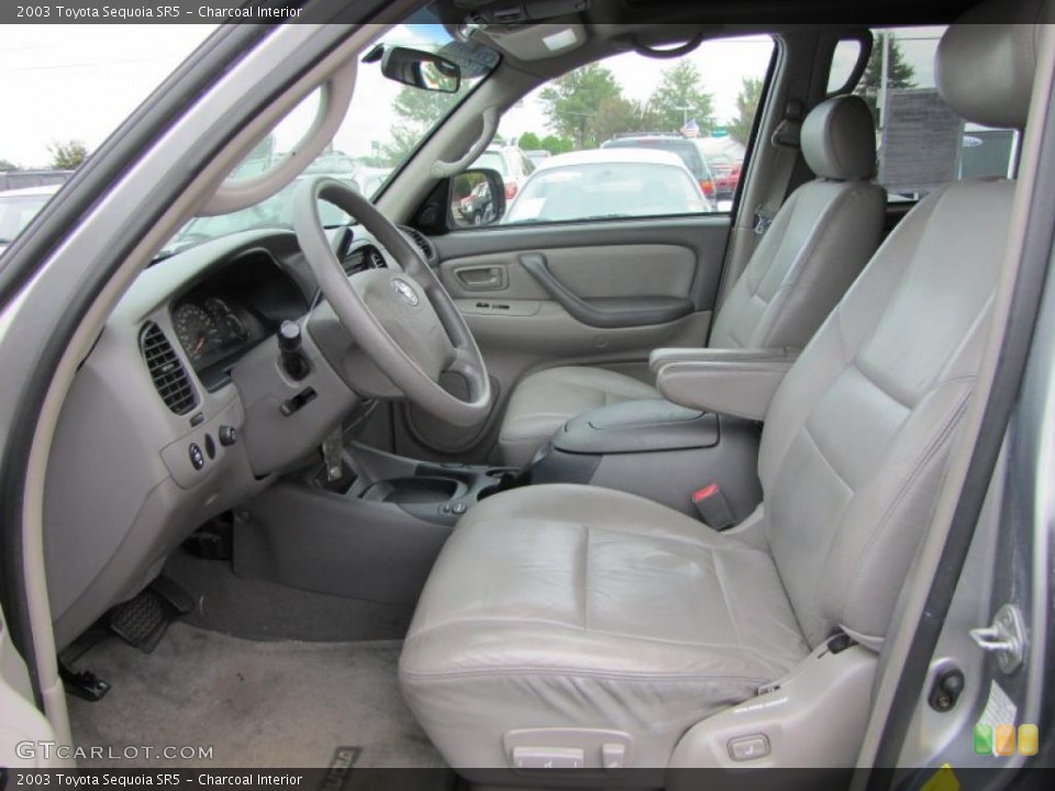 Charcoal Interior Photo for the 2003 Toyota Sequoia SR5 #38166006