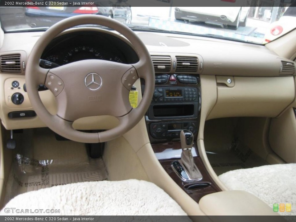 Java Interior Dashboard for the 2002 Mercedes-Benz C 320 Sedan #38172608