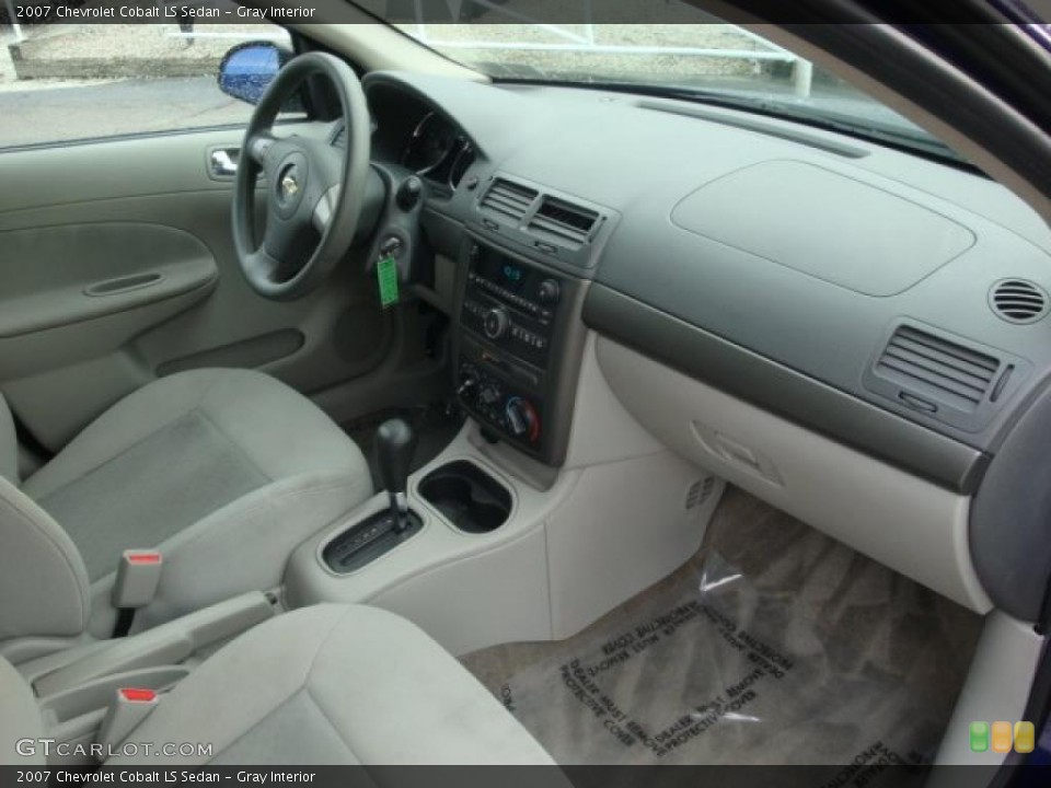 Gray Interior Dashboard for the 2007 Chevrolet Cobalt LS Sedan #38173760