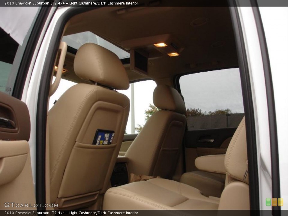 Light Cashmere/Dark Cashmere Interior Photo for the 2010 Chevrolet Suburban LTZ 4x4 #38178092