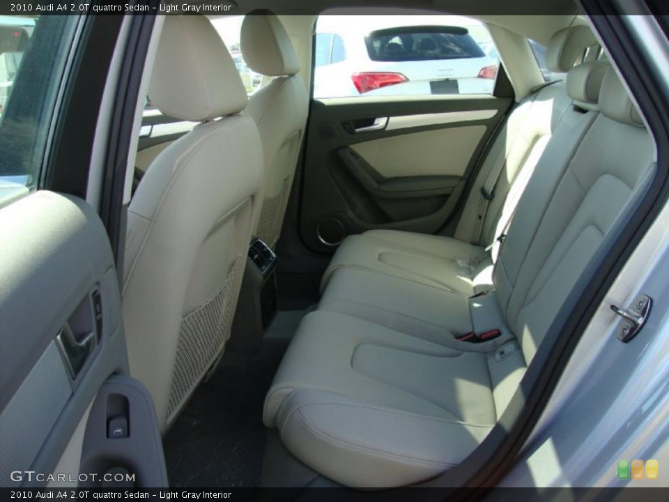 Light Gray Interior Photo for the 2010 Audi A4 2.0T quattro Sedan #38181908