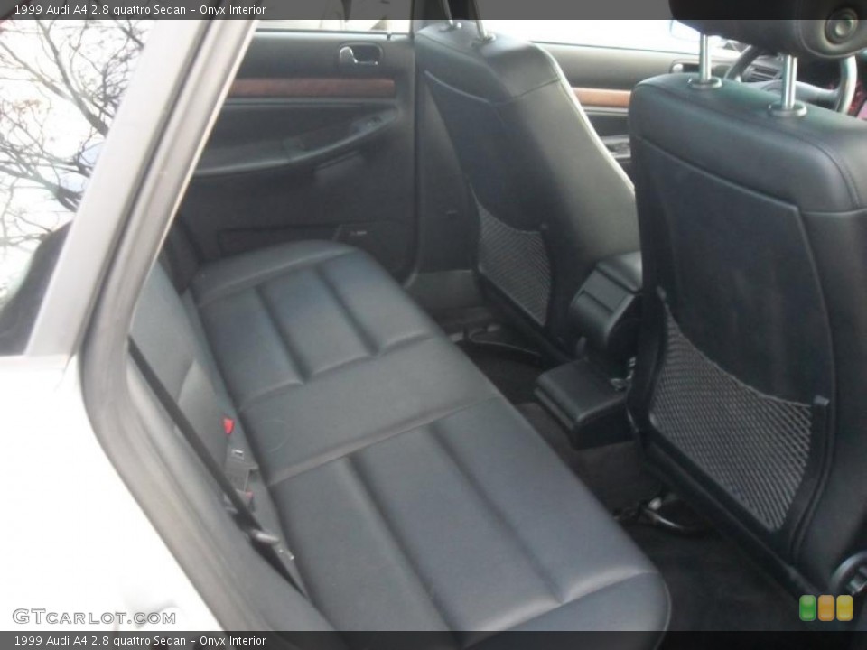Onyx Interior Photo for the 1999 Audi A4 2.8 quattro Sedan #38182720