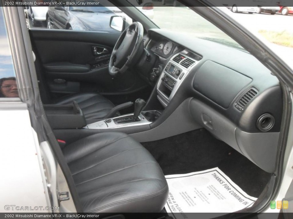 Black/Gray Interior Photo for the 2002 Mitsubishi Diamante VR-X #38183228