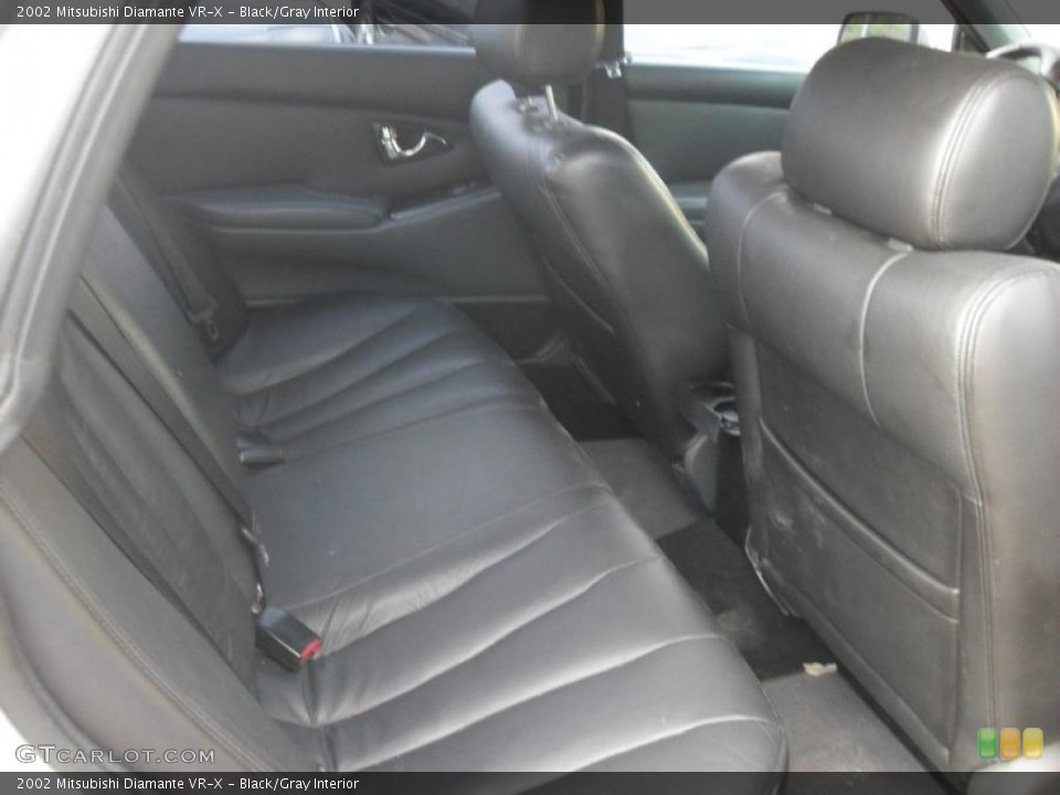 Black/Gray Interior Photo for the 2002 Mitsubishi Diamante VR-X #38183240