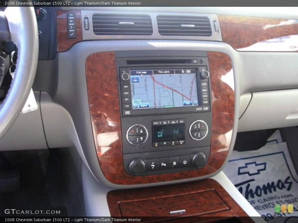 Light Titanium/Dark Titanium Interior Controls for the 2008 Chevrolet Suburban 1500 LTZ #38186000